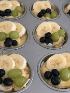 Gebakjes van Lassie Rijstbodem rijstvlaai met room en fruit